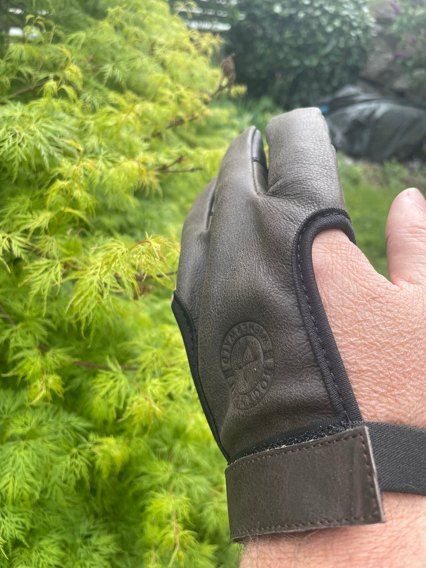 Schießhandschuh aus hochwertigem Rindsleder