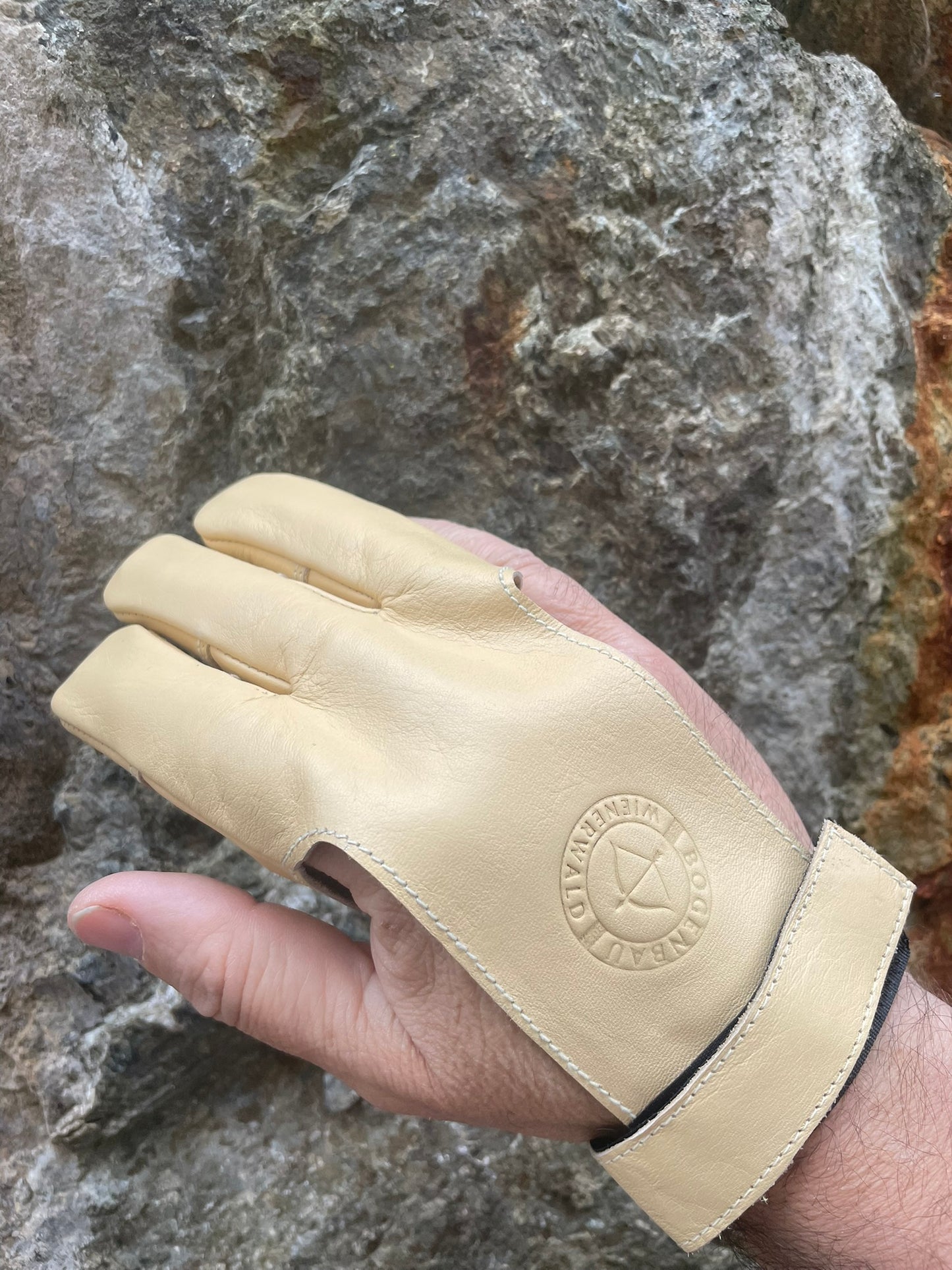 Schießhandschuh aus feinem Känguruleder