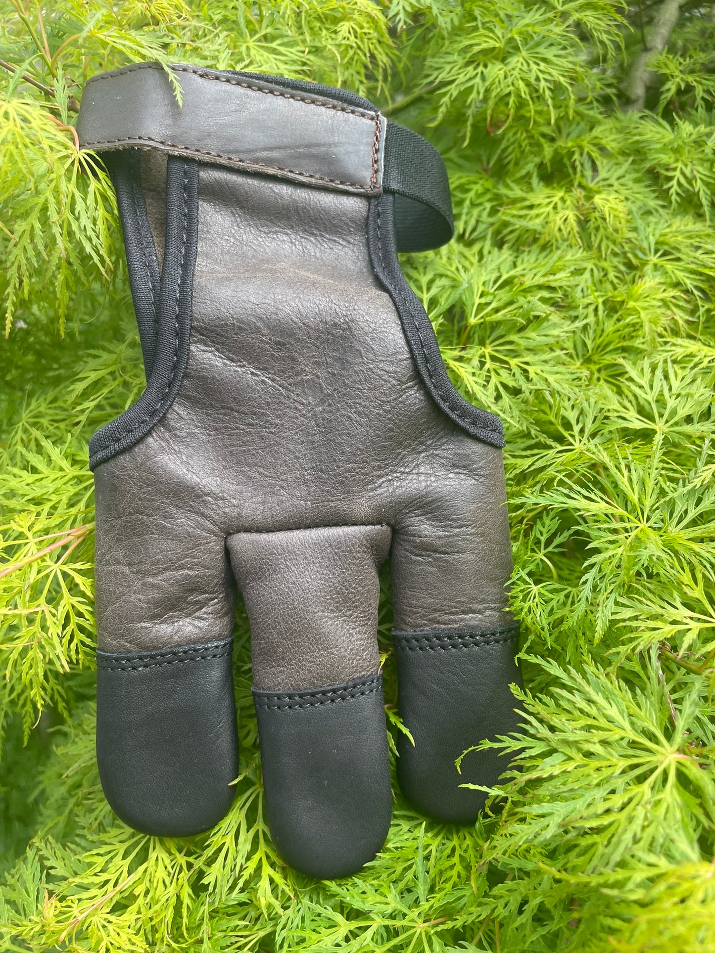 Schießhandschuh aus hochwertigem Rindsleder